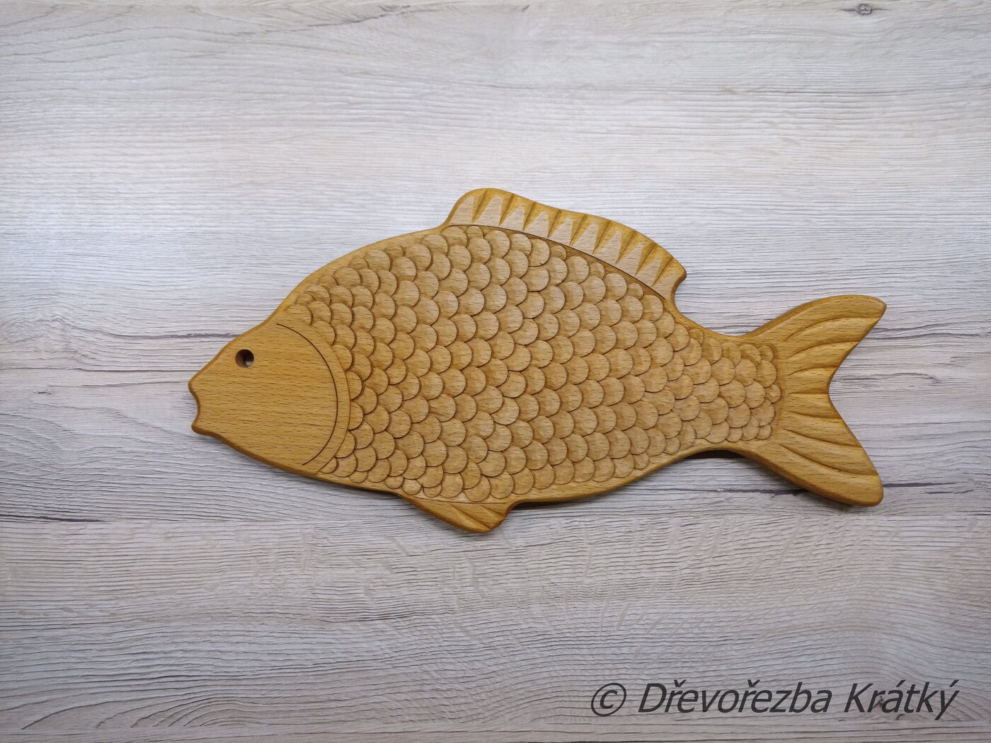 Dořezba šupin a ploutví na prkénko jiného výrobce