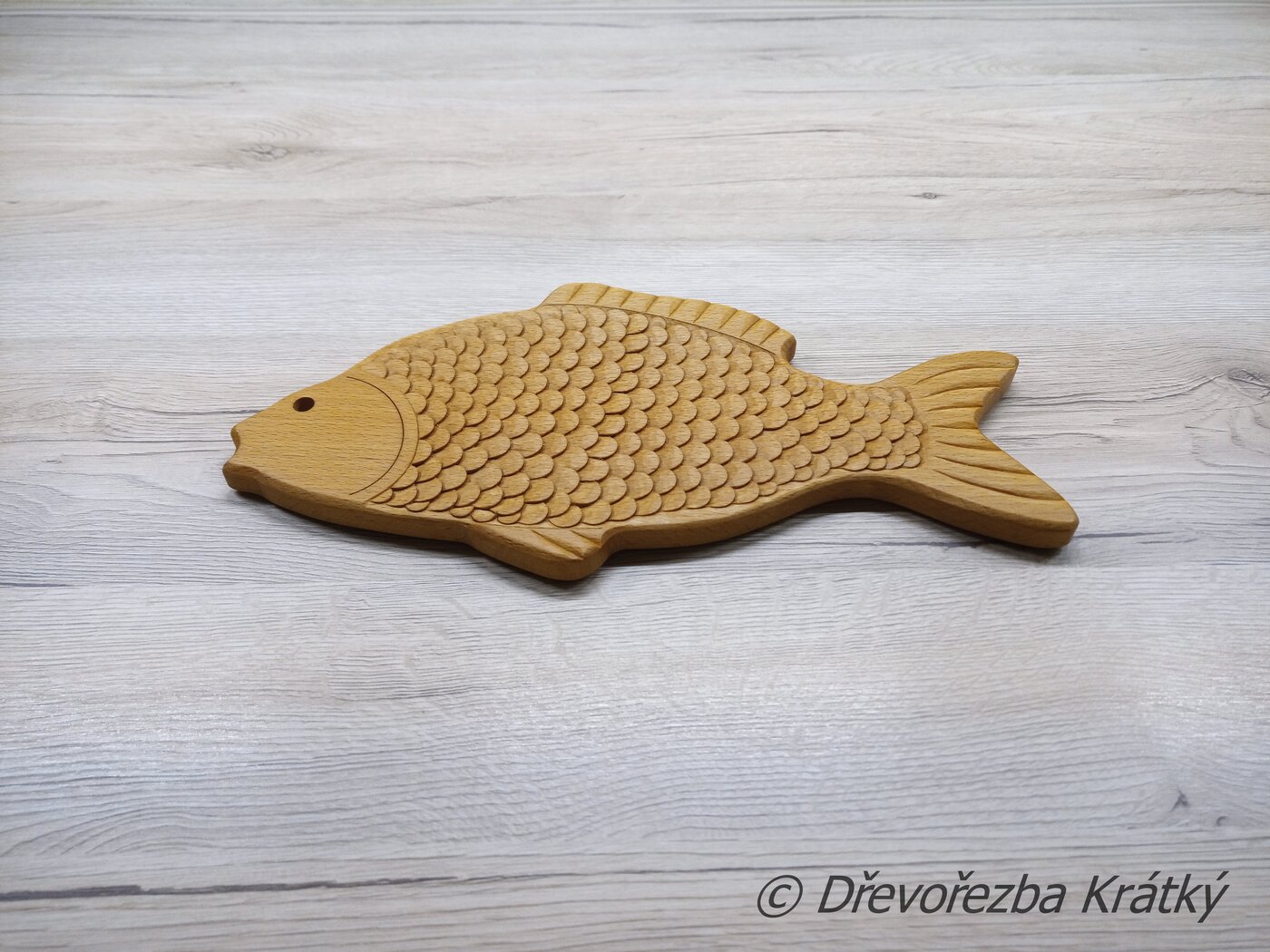 Dořezba šupin a ploutví na prkénko jiného výrobce